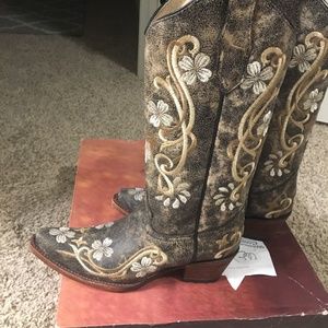 Circle G Cowboy Boots